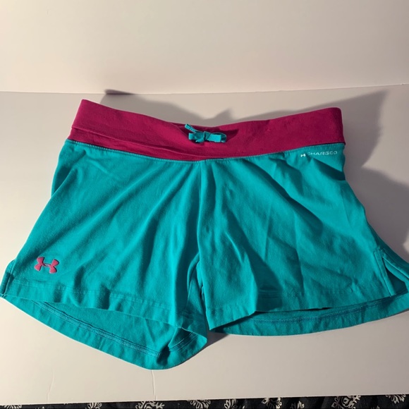 COPY - Under armor semi-fitted shorts - Picture 1 of 3
